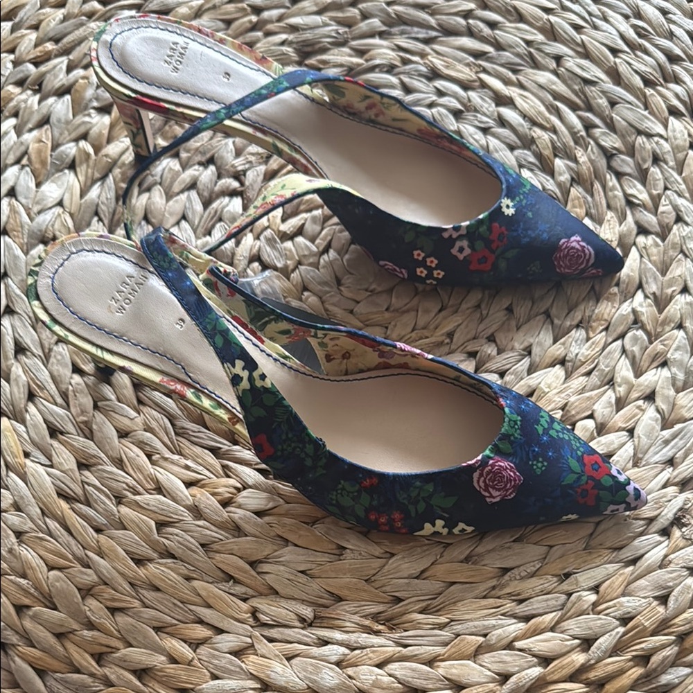 Zara Women’s Floral Slingback Heels